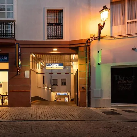 Atico En El Corazon De La Ciudad Con Plaza De Garaje Jerez de la Frontera